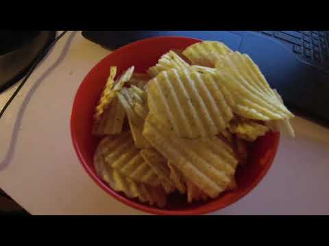 MongoTV_10276 - Del 2 - SPISER SKÅL TAFFEL DILD CHIPS TORSDAG AFTEN EFTER BETALT REGNINGER