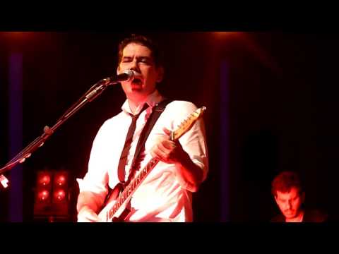 Dado Villa-Lobos e Marcelo Bonfá (LEGIÃO URBANA XXX ANOS) - Tempo Perdido