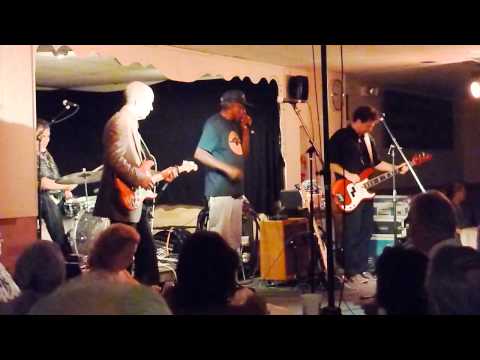 Slow Blues Tune by Lazy Lester @ Rosedale June 28 2014