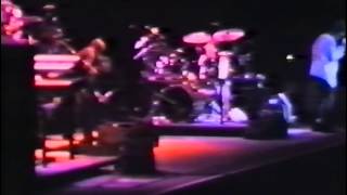 4  TOTO Could this be love live Vienna 1987