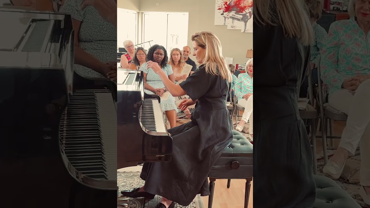 Promotional video thumbnail 1 for PianoJil