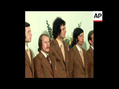 SYND 10 7 74 WORLD CUP SOCCER TEAM WHICH WON THIRD PLACE ARRIVE BACK HOME TO POLAND