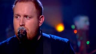 Gavin James  &amp; RTÉ Concert Orchestra perfomrms &#39;Hearts on Fire&#39;