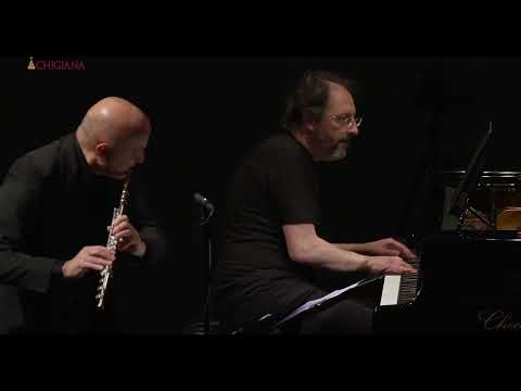 Matthew Shlomowitz, "Grand Epic Fanfare". Performed by Manuel Zurria and Stephane Ginsburgh