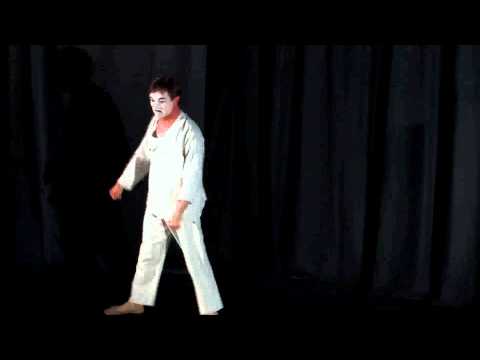 Pantomime JOMI und die Verhöhnung Jesu_Der Kreuzweg.avi