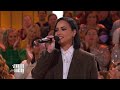 Demi Lovato hit a resonant E5 in Jennifer Hudson show!