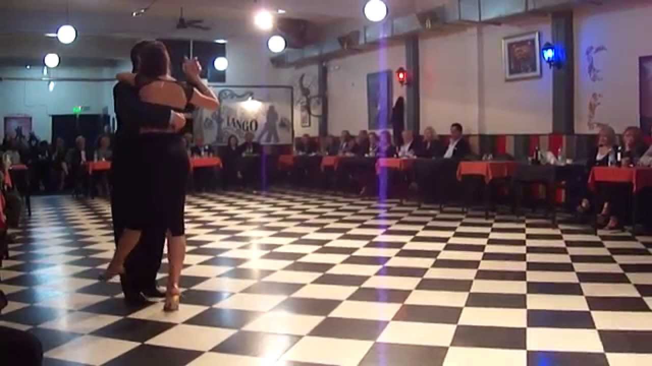 Sin Rumbo, bailan CRISTIAN SICARDI y NATASHA LEWINGER 1/3