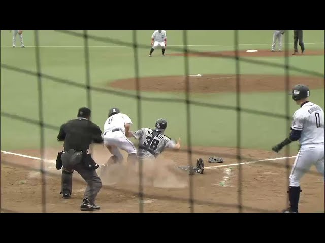 4回裏 ライオンズ秋山がタイムリー安打を放ち4-1とリードを広げる!! 2014/6/1 L-D