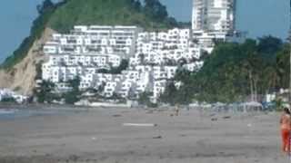 preview picture of video 'Same Beach/Playa de Same - Esmeraldas Ecuador'