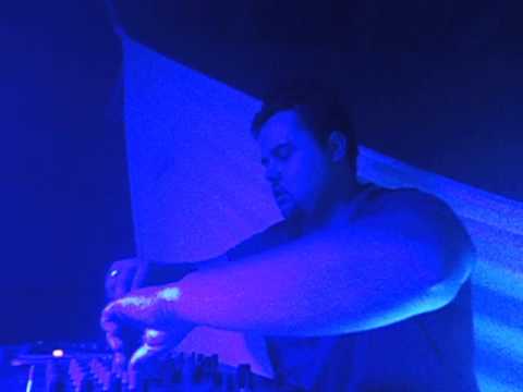 Dj Thiago Costa playing Lorena Simpson, Paula Bencini and Bibi Iang