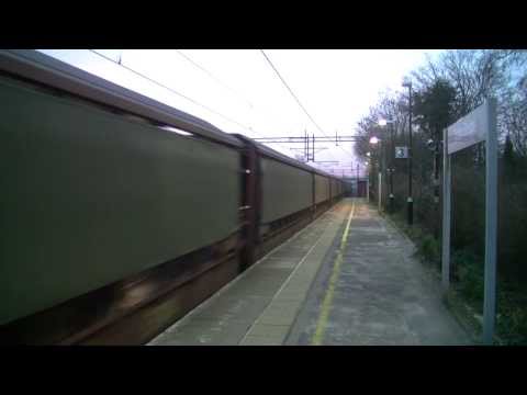 66156 Car Train at Acton Bridge Overnighter