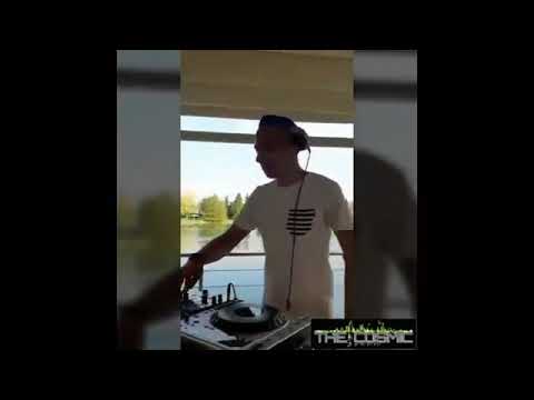 The Cosmic Sound...Giovedì 03.09.20...Progressivamente Jamba - Mc Kecco...