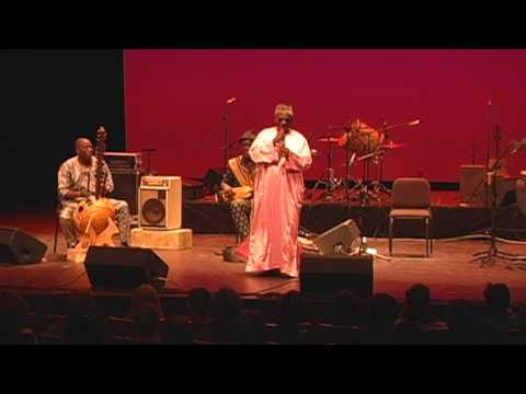 Kassé Mady Diabaté at ¡Globalquerque! (Clip 1)