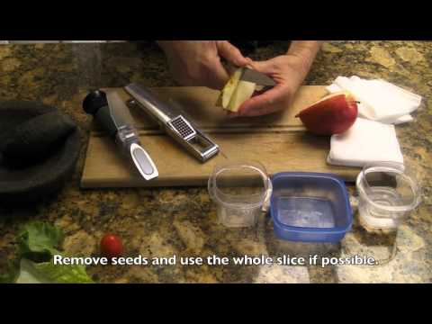 Fotograma del vídeo: How to use a refractometer