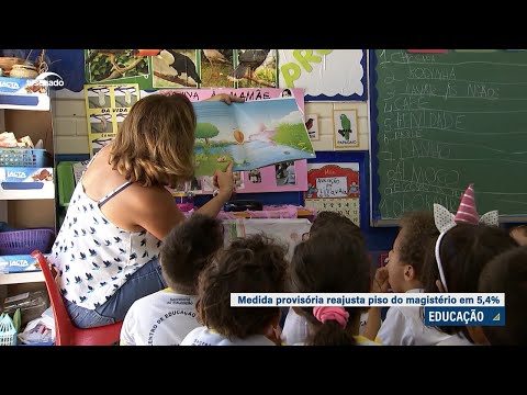 Novo piso salarial dos professores entra em vigor e será avaliado pelo Congresso