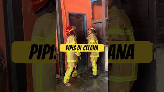 Download lagu PEE IN PANTS mp3