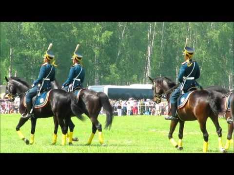 Военно-исторический праздник «Стойкий оловянный солдатик». Сюжет 1. Выступление Почетного кавалерийского эскорта в составе Президентского полка