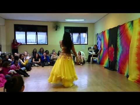 Dança do ventre tarde do harém dia 17/08/2014. 😁(3)