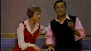 Julie Andrews and Gene Kelly - Tapping game