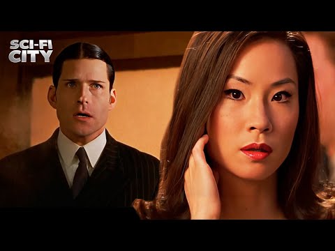 Angels Fight the Thin Man | Charlie's Angels (Drew Barrymore, Cameron Diaz, Lucy Liu)