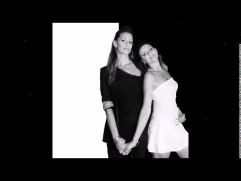 Cover E La Luna Bussò - Eva & Vale