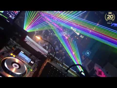 Láser show by Adriana Cases y Aitor Galán en DINOSAURIO Villanueva 15-02-2014