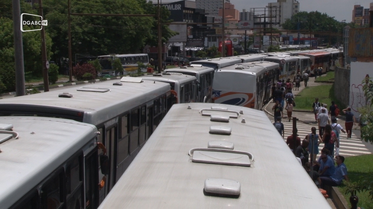 Protesto de motoristas e cobradores termina em São Bernardo