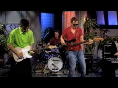 Pete Anderson Performs Live!