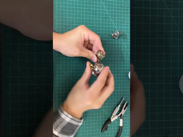 Vídeo relacionado con KIMI-HOSI - Juego de 40 piezas mixtas de metal steampunk Cyberpunk, piezas de reloj de metal con forma de cara