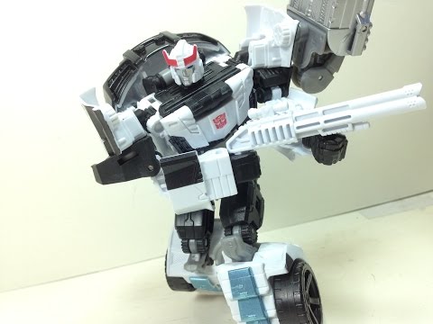 Combiner Wars Prowl Transformers Generations Deluxe Review