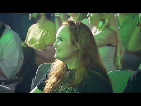 23.08.2025 Köln - Takeo Ischi singt live beim gamescom cosplay contest 2025