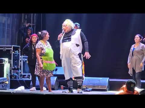 Show en el refugio ahuachapan