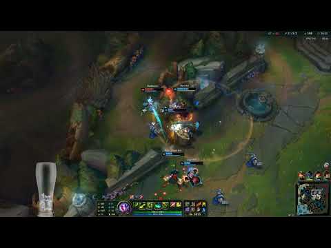 What is the lowest possible cooldown on Lux's ult?