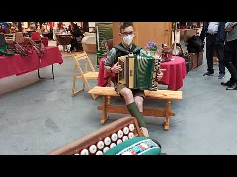 PARZ Harmonika .... Matthias Grill © OlmHERZ