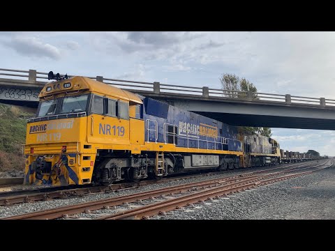 7XM4 Pacific National loaded Steel train with NR119 and NR102 at Gheringhap to Melbourne 11/4/2025