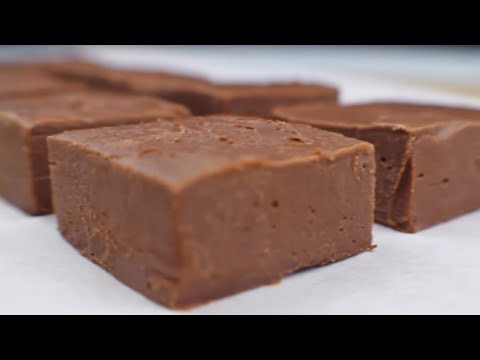 Easy Chocolate Fudge Recipe | 2-Ingredients | Ready in 10 Minutes