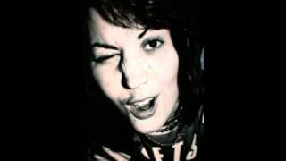 Joan Jett and the Blackhearts LIVE - Get off of my cloud
