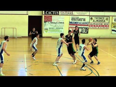 Triple de Jose Ángel en el partido CB Almansa - CB Ciudad Real