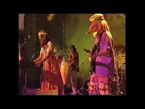 Radio Saigon live at Royal Pines Gold Coast, 1998. Extended version. Brisbane covers band.