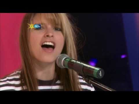 Tamara Angel canta Esperança na Danny Pink (HD)