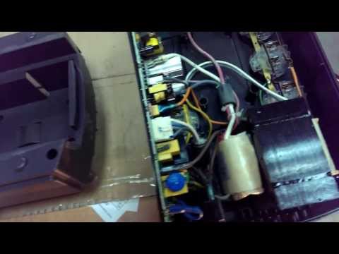 APC 525 пищит, красная лампа, уходит в перегрузку