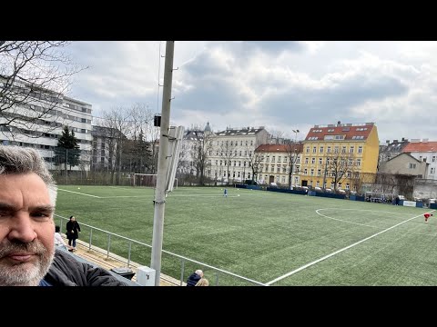 A: Zawodnicy Red Star Penzing gorsi w starciu ligowych sąsiadów