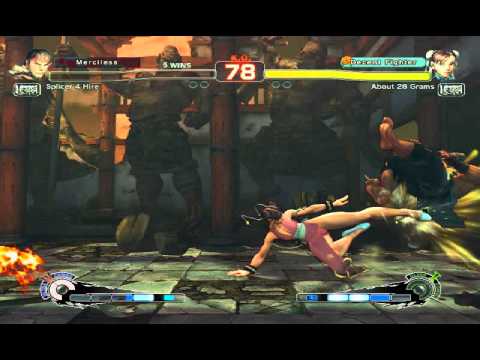 Ultra Street Fighter IV battle: Ryu vs Chun-Li - About 28 Grams