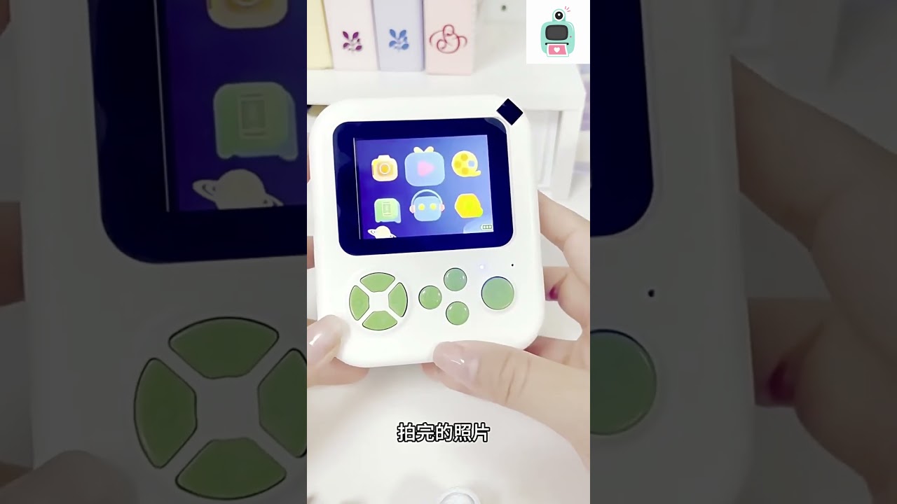 Vista previa del video: Mira cómo PAPLI fotografía e imprime en segundos
