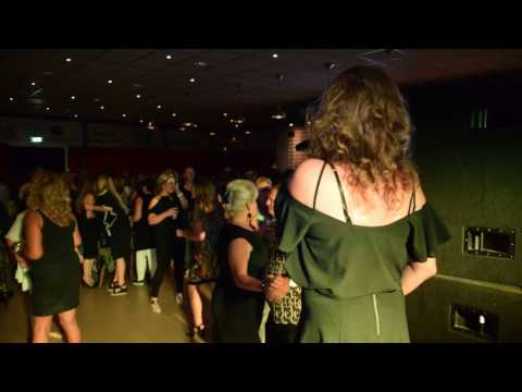 Elz Bakker - Cry to me