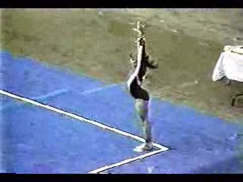 Shannon Miller at age 11 on floor