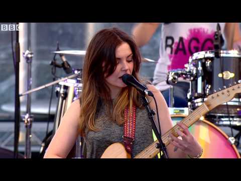 Honeyblood - Killer Bangs (live at The Quay)