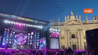 Concertone del Primo Maggio a Roma, Piazza San Giovanni gremita di persone
