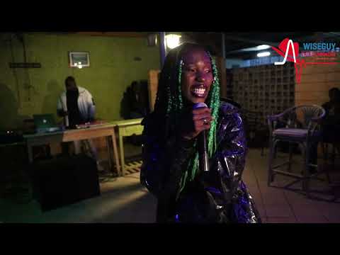 9 MINUTES OF FIRE PERFORMANCE BY RAPPER/FEMCEE SHAZZY B                  #hiphop #femcee #rap