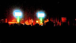 Talib Kweli w/ Band "Strangers" (Paranoid) live @ Bear Tooth in Alaska